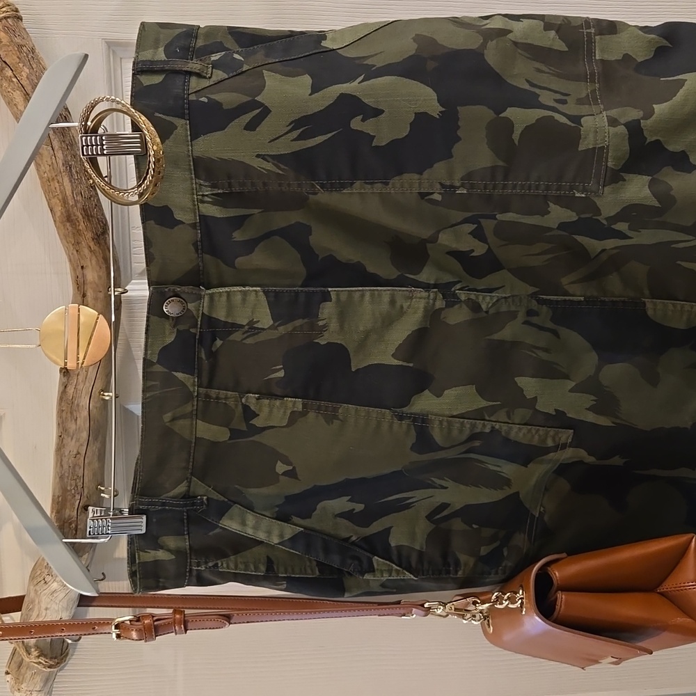 3 for $20☢️Joe Fresh-pencil skirt,camouflage,green,black,and brown.